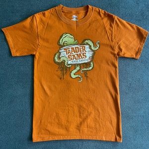 Trader Sam's Grog Grotto T-Shirt Size S with Octopus - Disney World Polynesian